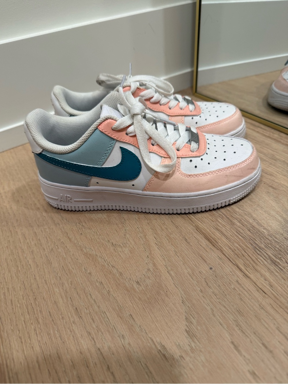 Nike Air Force 1 Low w Custom colors - White, Peach & Teal Accent